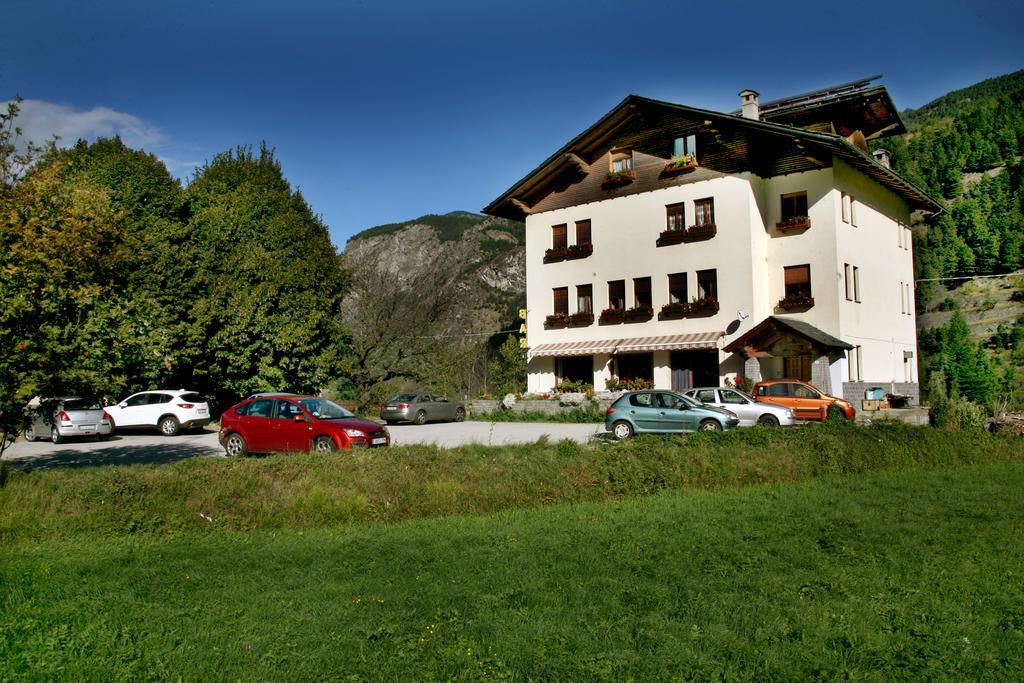 Hotel Edelweiss Villeneuve Eksteriør billede